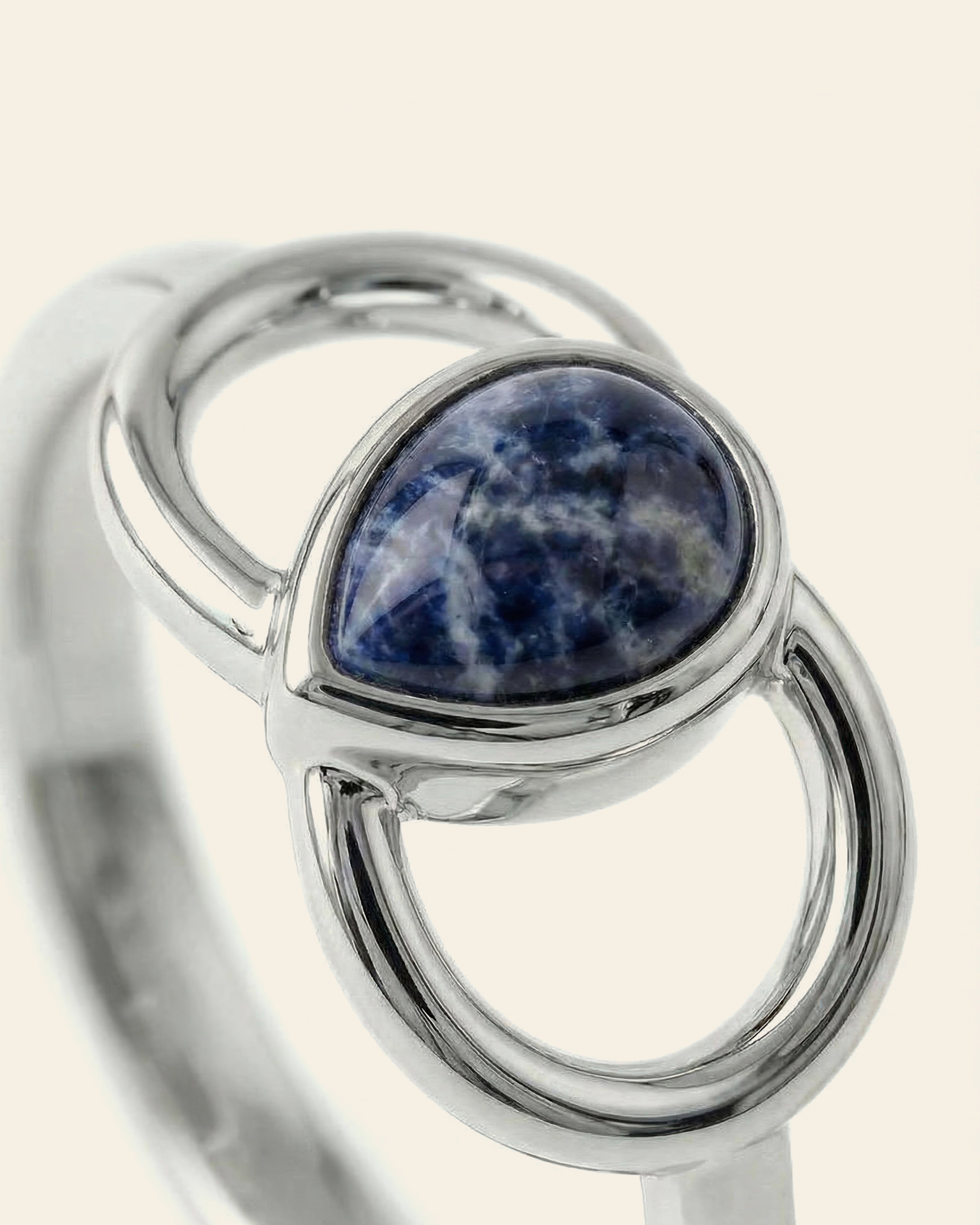 Symbiosis Sodalite